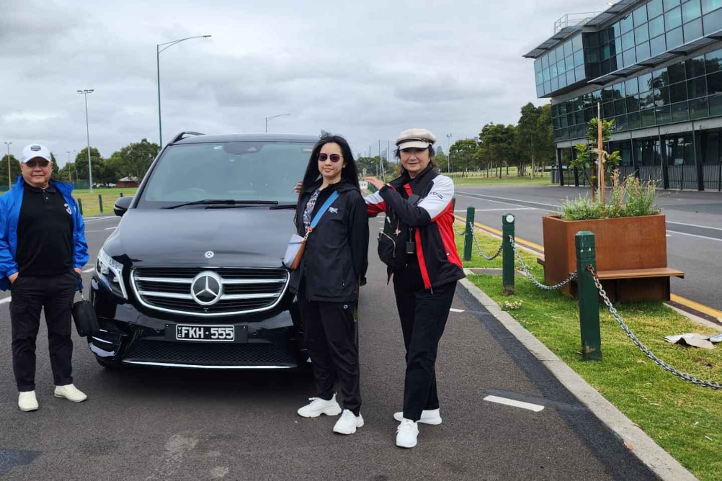 From Melbourne: Phillip Island Penguin Parade Private Tour - Phillip Island Tour: 1-10 Pax