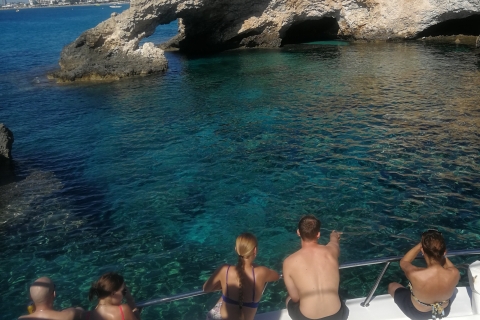 Ayia Napa: Crucero de un día, cuevas marinas, laguna azul y almuerzo