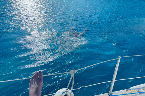 Mykonos : Croisière au coucher du soleil sur l&#039;île de Rhénia avec transfert et repas