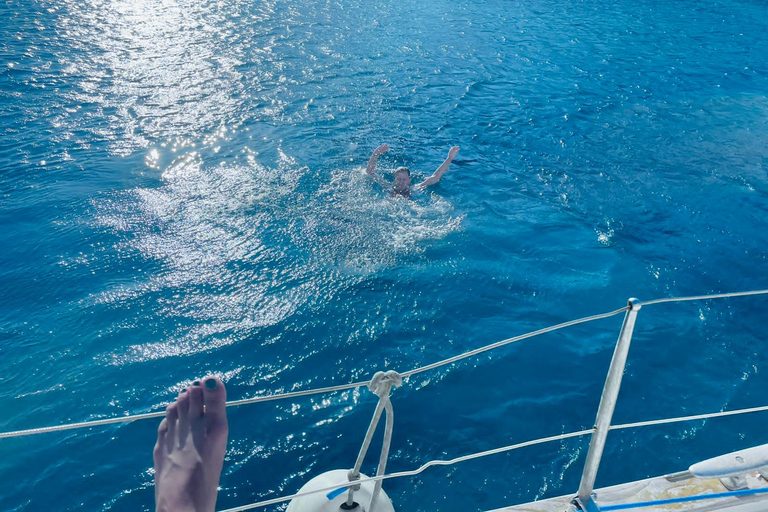 Mykonos : Croisière au coucher du soleil sur l&#039;île de Rhénia avec transfert et repas