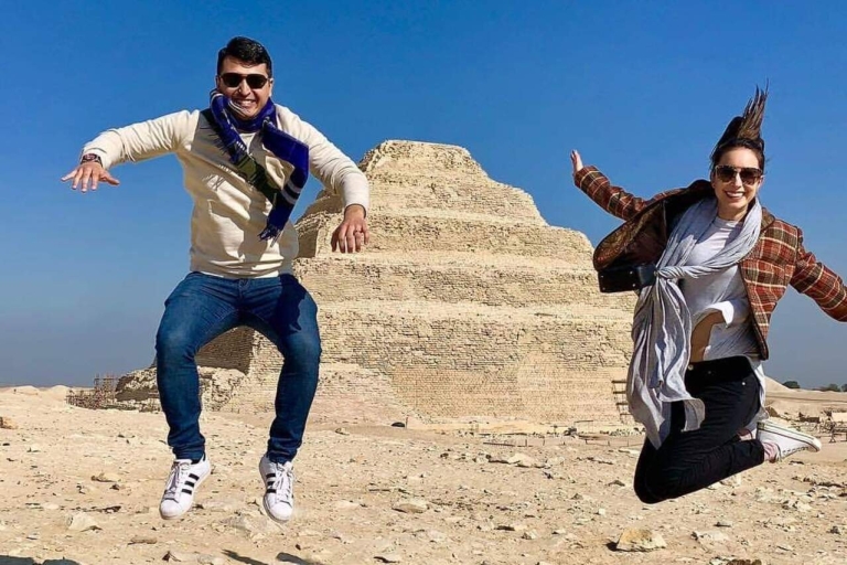 Au départ de Port Saïd : excursion privée d'une journée aux pyramides de Gizeh et à Sakkara