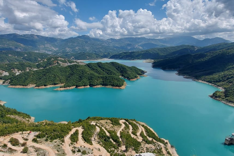 Lago Bovilla y Teleférico a Dajti