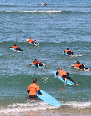 2-hour Surfing Lesson on Praia da Barra