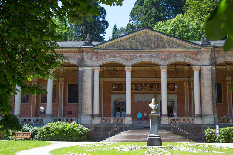 Baden-Baden:Guided tour: Thirst for knowledge & daring Baden-Baden: Powerful woman, themed guided walking tour