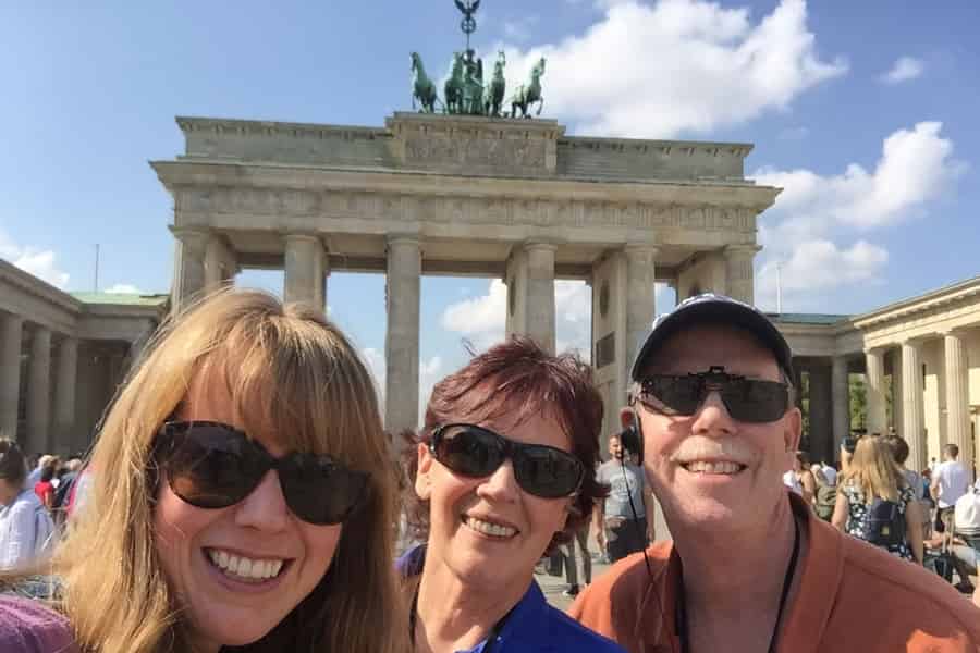 Eine Einführung in den Berliner Rundgang. Foto: GetYourGuide Eine Einführung in den Berliner Rundgang. Foto: GetYourGuide