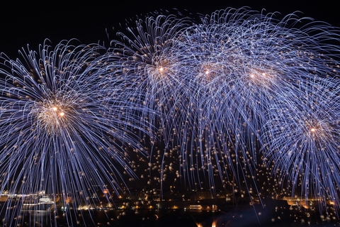 Valletta: Malta Fireworks Festival Cruise Malta International Fireworks Festival: St Paul's Bay