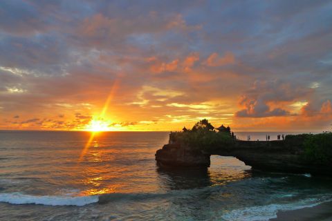 Bali: Ubud and Tanah Lot Guided Tour with Transfer