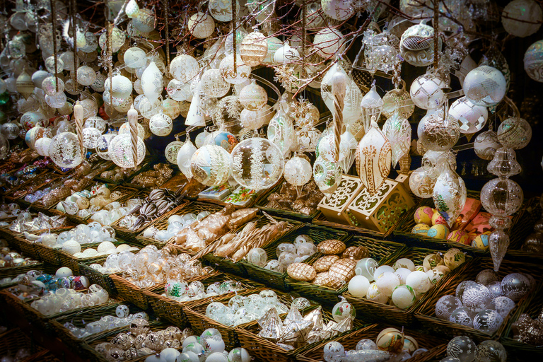 Tour a piedi &quot;Gioia del Natale&quot; a StrasburgoTour natalizio a Strasburgo