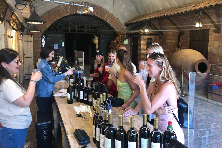 Kahketi: Full-Day Wine Tasting Tour with Lunch