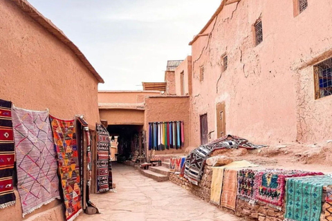 Da Marrakech a Ouarzazate: Escursione di un giorno alla Kasbah Ait Ben HaddouDa Marrakech a Ouarzazate: tour di 1 giorno della città rossa