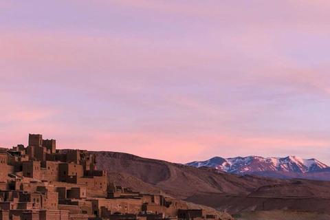 Marrakech till Ouarzazate: Dagsutflykt till Kasbah Ait Ben HaddouMarrakech till Ouarzazate: 1-dagars rundtur i den röda staden