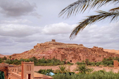 Marrakech till Ouarzazate: Dagsutflykt till Kasbah Ait Ben HaddouMarrakech till Ouarzazate: 1-dagars rundtur i den röda staden