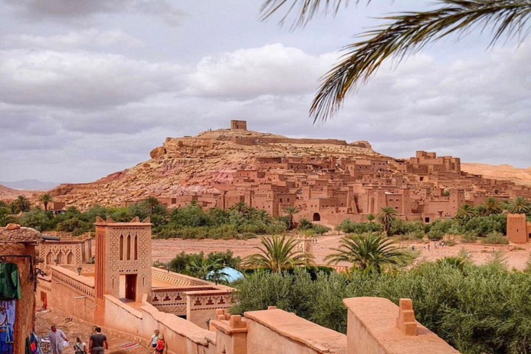 Marrakech till Ouarzazate: Dagsutflykt till Kasbah Ait Ben HaddouMarrakech till Ouarzazate: 1-dagars rundtur i den röda staden