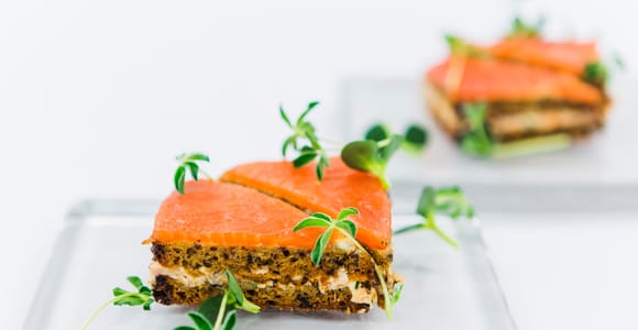 Helsinki: Food-Walking-Tour mit Verkostungen