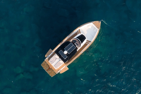 Mykonos : Private 8-Hour Cruise on a Brand New Luxury Yacht Private 8-Hour Cruise on a Brand New Luxury Yacht Tesoro 40