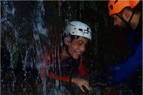 Barranquismo salvaje en la Sierra de las Nieves, Málaga