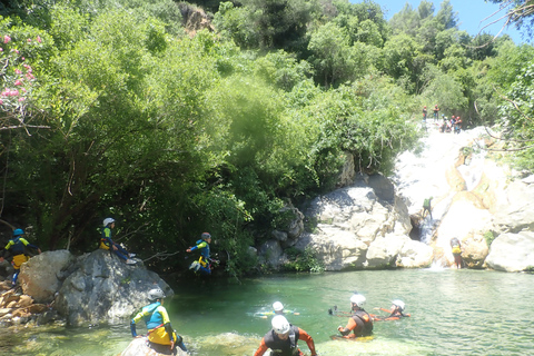 Vild canyoning i Sierra de las Nieves, Málaga