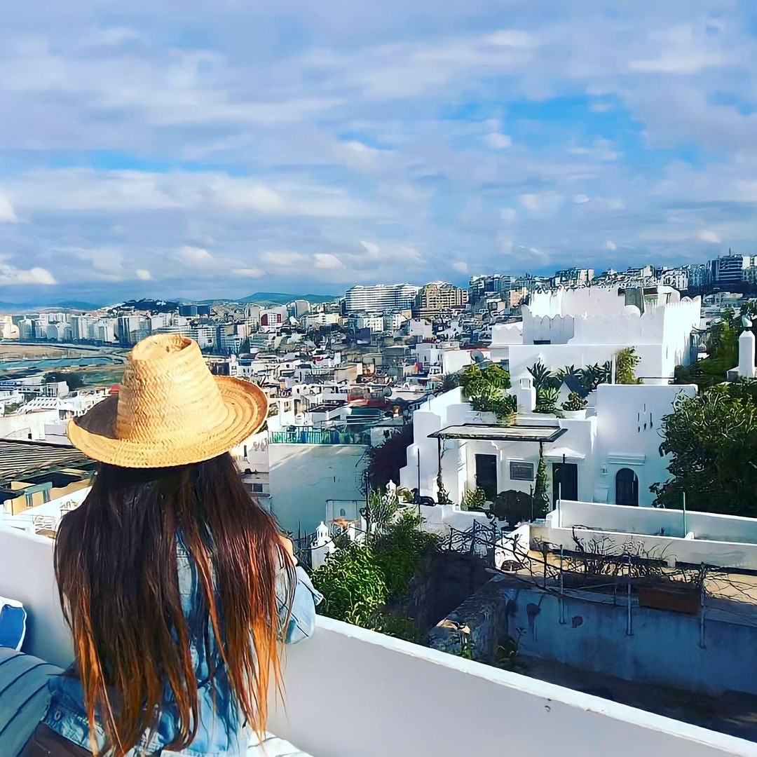 Excursion guidée d'une journée de Casablanca à Tanger en train à grande vitesse - trekking