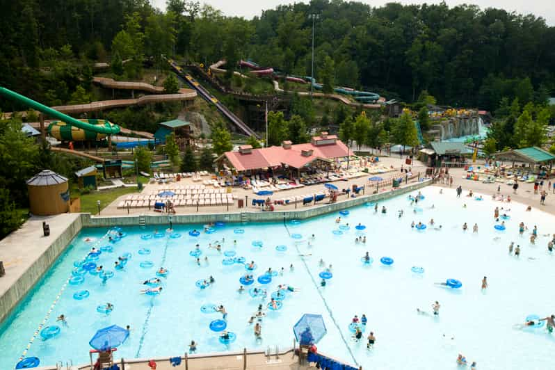 Pigeon Forge: Dollywood's Splash Country Entry Ticket | GetYourGuide