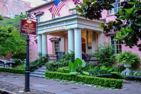 Savannah: Evening Walking Tour with Desserts