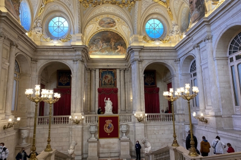 Madrid: Königspalast und Waffenkammer Tickets und private Tour