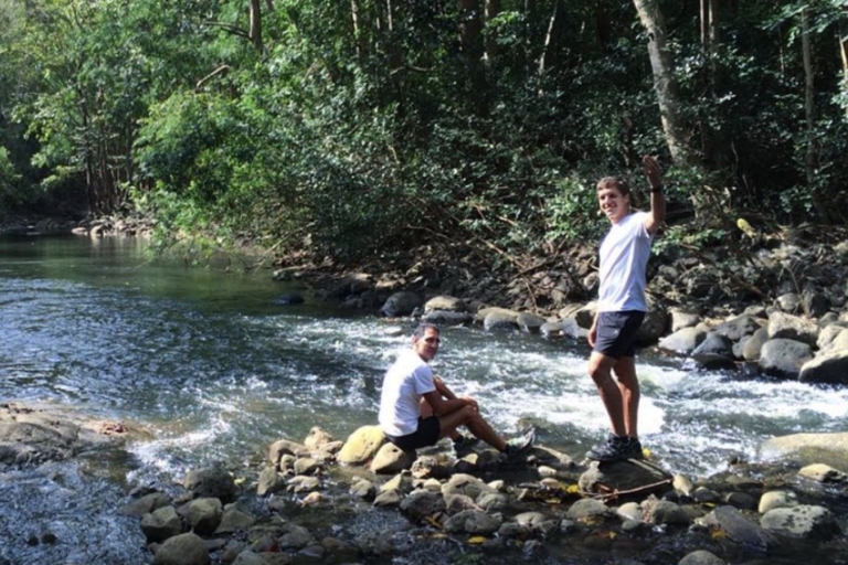 Senderismo en el Parque Nacional de las Gargantas del Río Negro con recogida
