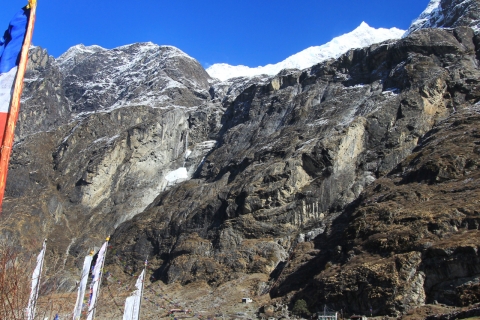 Langtang Valley Trek। Spektakuläre Aussichten । 16 Tage Trek