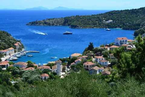 Kefalonia: Ithaca Cruise with Vathy and Swim Stops
