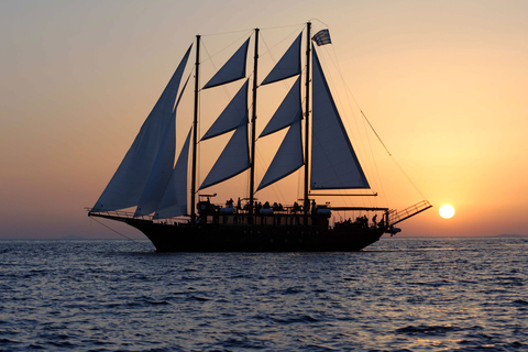 Santorini: Volcanic Sunset Cruise Sunset Cruise with Hot Springs & Dinner in Thirassia