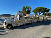 Le petit train de Sainte-Maxime - Housity