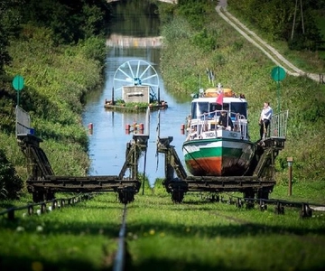 From Gdansk: Elblag Canal Boat Cruise
