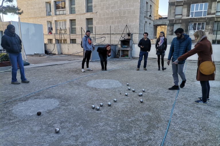 Marseille: Geführtes Pétanque-Spiel mit lokalem Aperitif