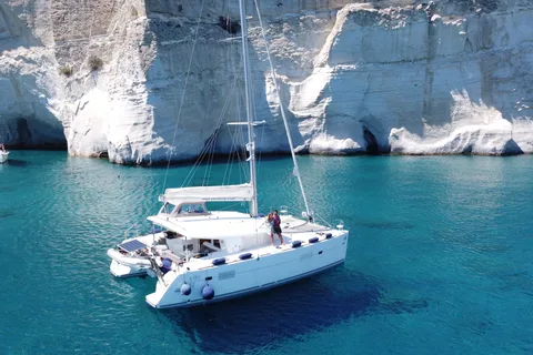 Full Day Small-Group Cruise in Milos & Poliegos with Lunch