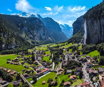 From Zurich: Waterfalls Valley & Aareschlucht Gorge Day Tour