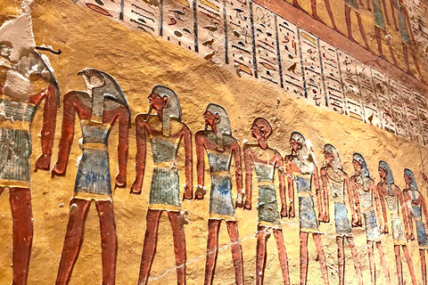 Private Ganztagestour zum Ost- und Westufer von Luxor und zur Feluke