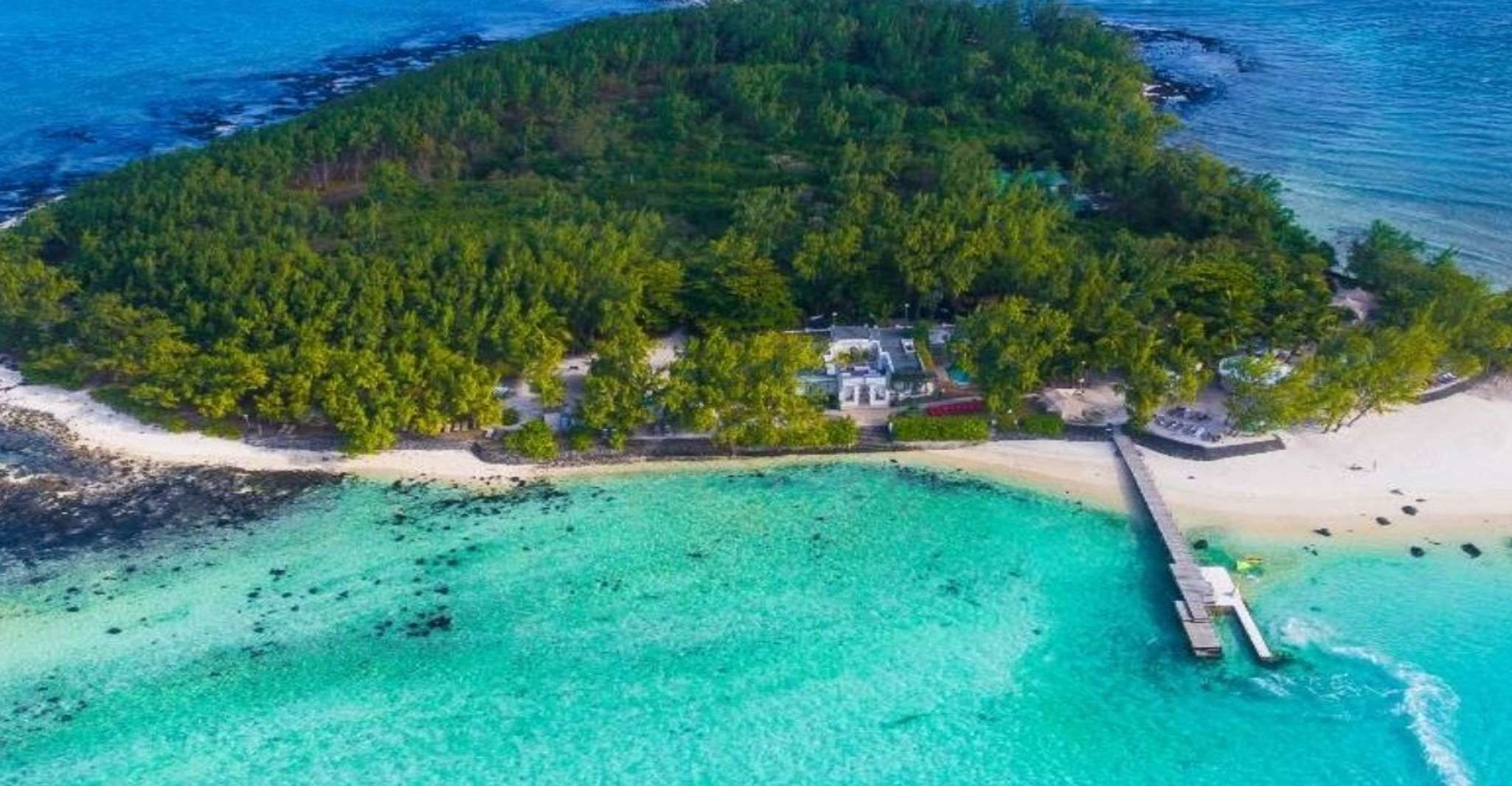 Mahebourg, L'île des Deux Cocos Island Boat Tour with Lunch - Housity