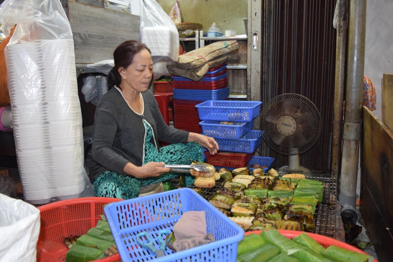 Street Food Saigon Nacht mit lokalem Guide