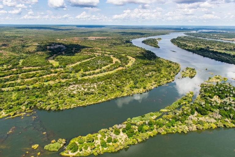 Wycieczka kombinowana po Wodospadach Wiktorii – Zimbabwe i Zambia po obu stronachWycieczka po Wielkich Wodospadach Wiktorii – Zimbabwe i Zambia po obu stronach