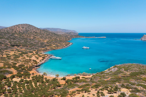 Creta: crociera nella baia di Mirabello con cocktail a bordoCrociera Mirabello in tedesco con trasferimenti