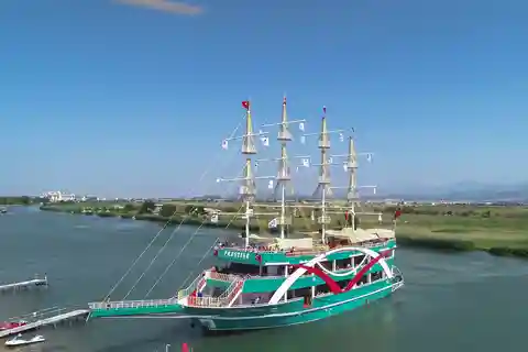 From City of Side: Dolphins Island Boat Trip with Transfer