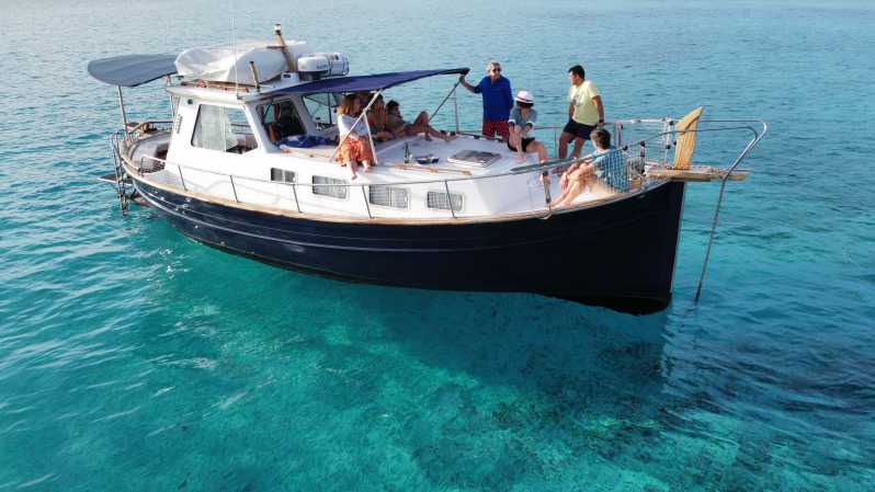 De Cala Galdana: Passeio de Barco por Menorca Calas com Lanches Locais