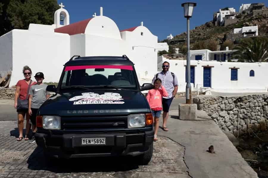 Mykonos Highlights Tour mit einem Jeep. Foto: GetYourGuide