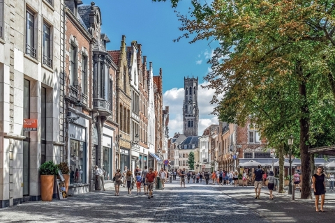 Brugge: begeleide wandeling en rondvaart door de grachtenRondleiding in het Engels