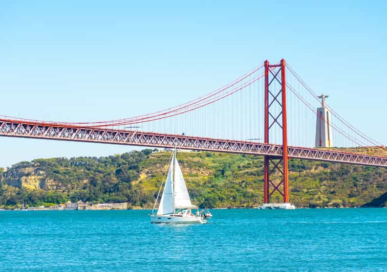 Lisbon: Express 1h - Classic Boat - 1st Tour | GetYourGuide