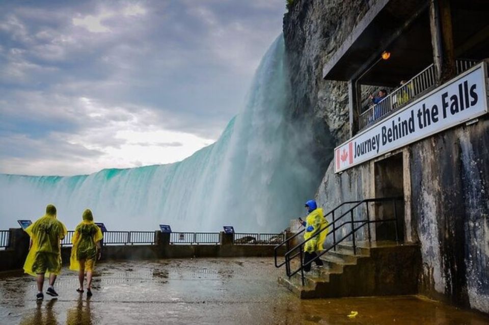 Niagara Falls: Sightseeing Pass with 4 Attractions and Tour