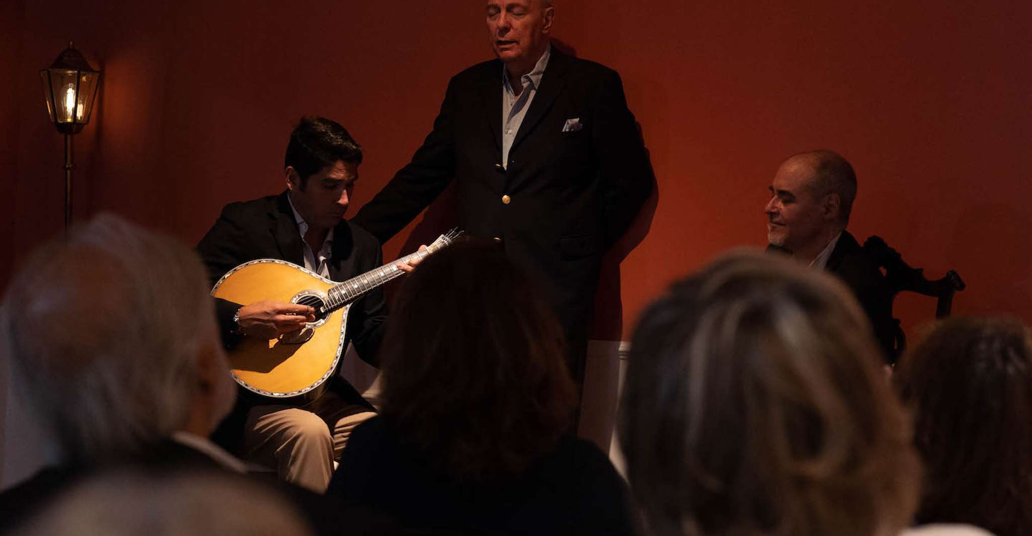 Lizbon, Port şarap ile Akşam Samimi Canlı Fado Müzik Şovu - Hizvo
