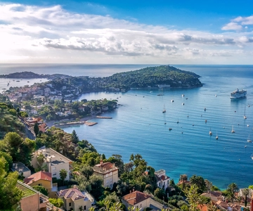 Nice: Villefranche, Cap-Ferrat and Mont-Boron E-Bike Tour