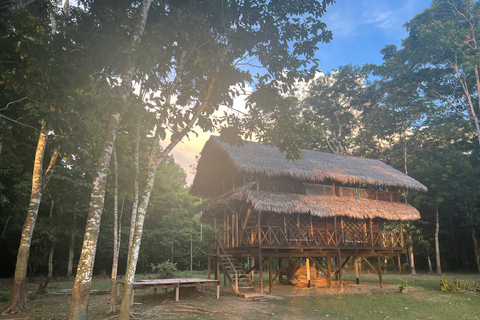 From Leticia: Amazon Jungle Overnight at Tarapoto Lake Tour