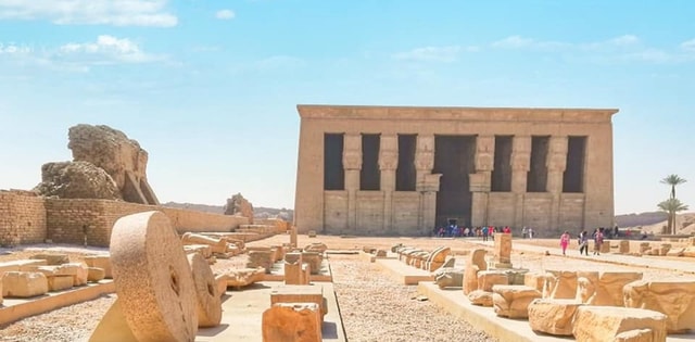 From Luxor: Dendera Temple Tour and Nile River Felucca Ride