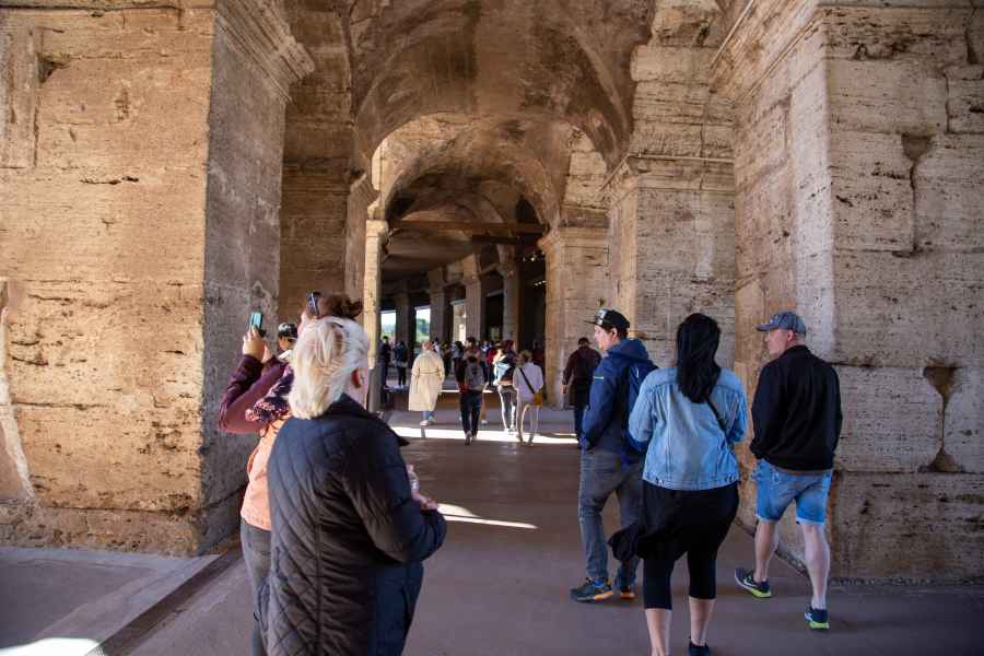 Rom: Kolosseum Morgen Tour mit Forum und Palatin Zugang